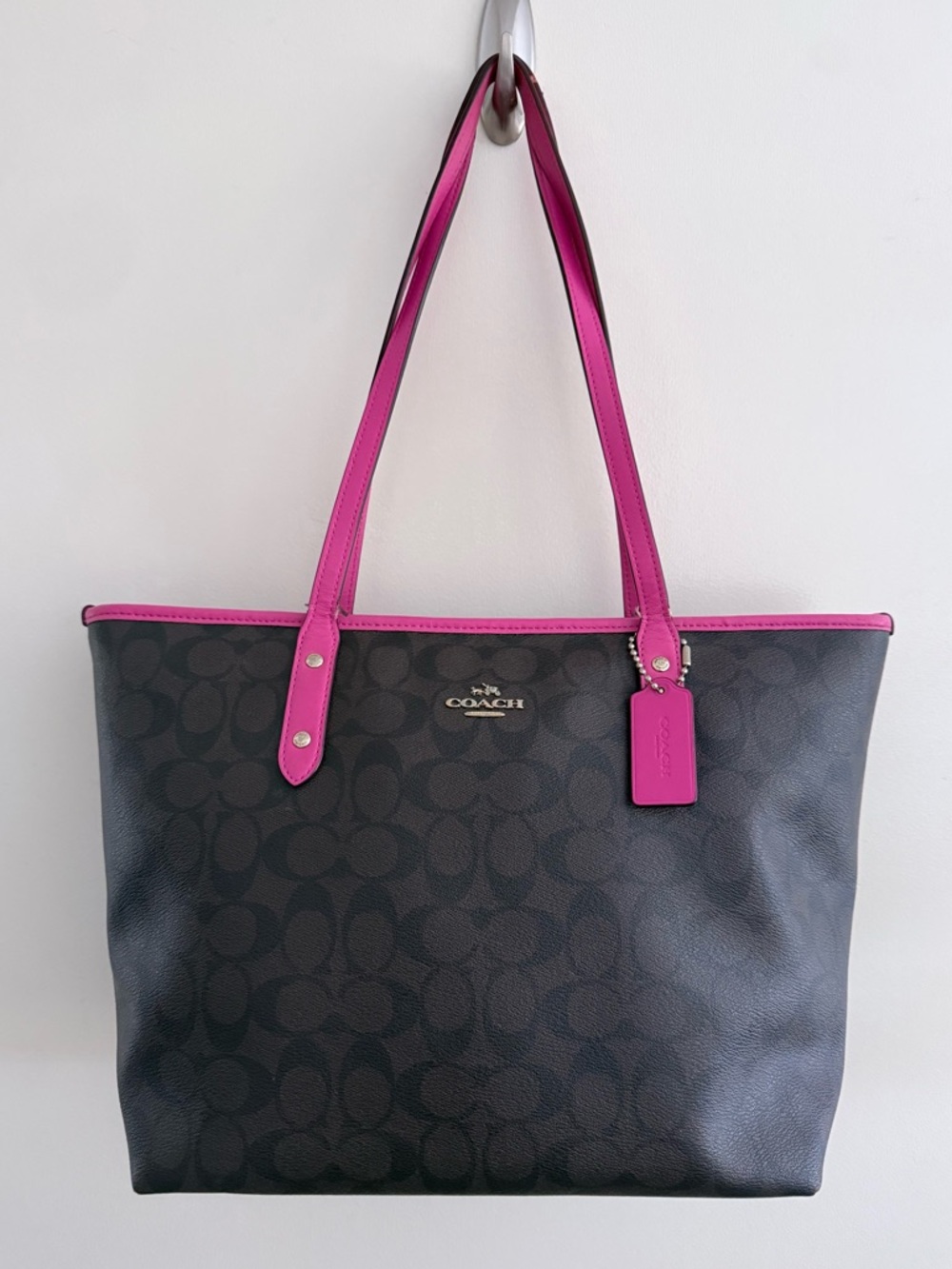 Coach Classic City Zip Tote Bag Purse Signature Brown Pink Canvas F58292